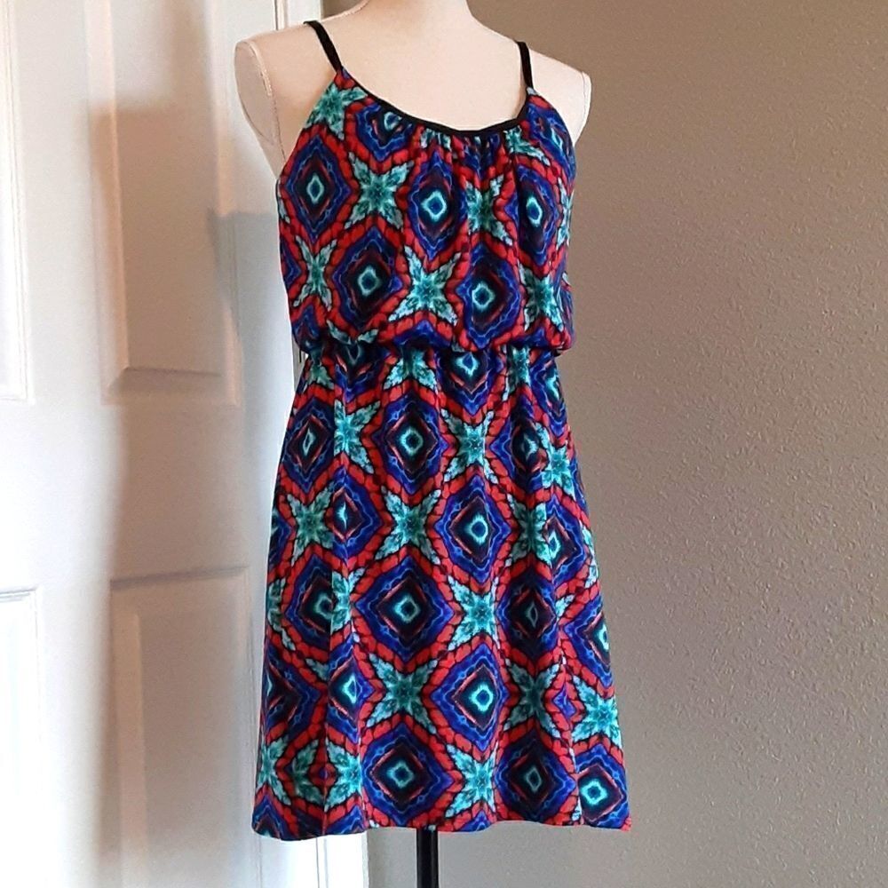 LIPSTICK Silky Cinched Waist Dress Size M